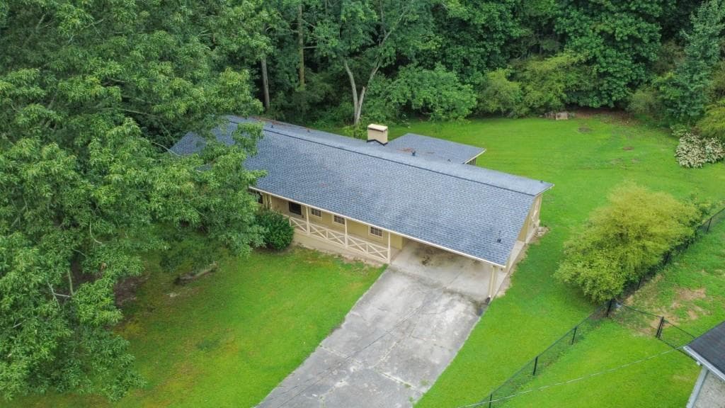 3 bedroom, 2 bathroom, 2,700 sq ft single family residence under contract at 5315 Pounds Drive, Stone Mountain, GA 30087 — photo 2
