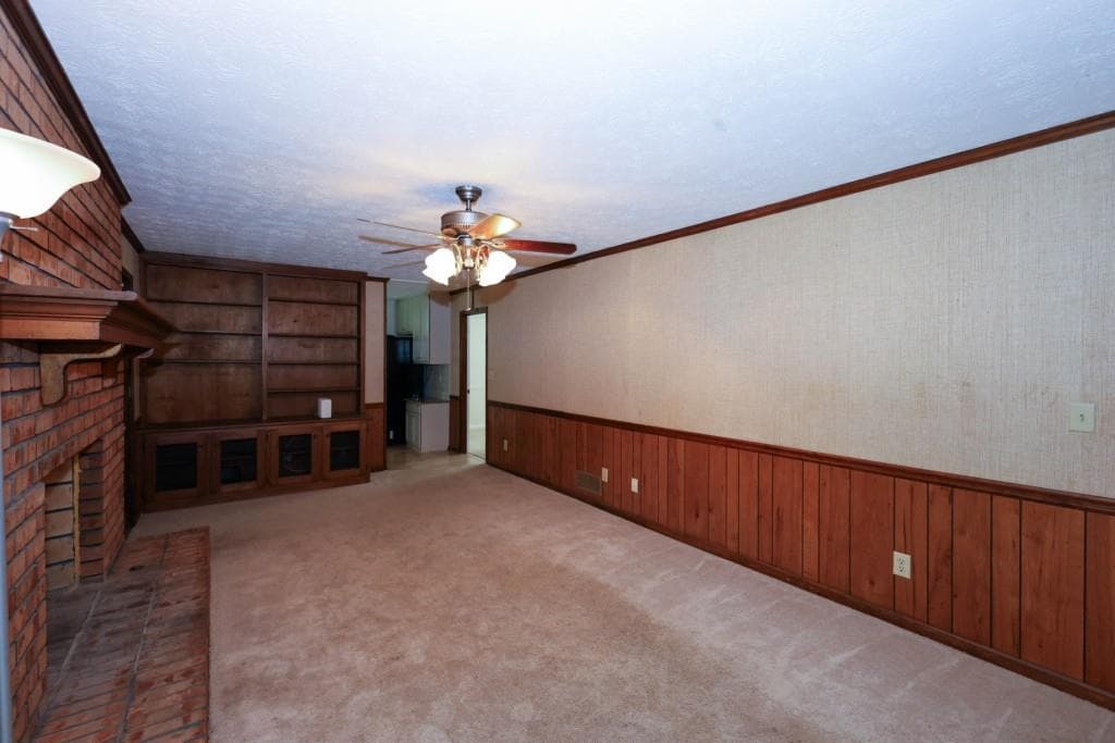 3 bedroom, 2 bathroom, 2,700 sq ft single family residence under contract at 5315 Pounds Drive, Stone Mountain, GA 30087 — photo 6
