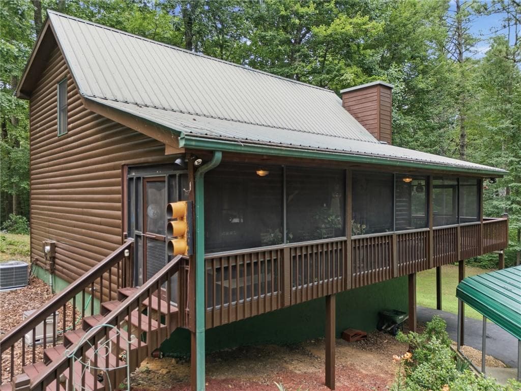 3 bedroom, 3 bathroom, 1,872 sq ft single family residence for sale at 2447 Hi River Road, Hiawassee, GA 30546 — photo 6