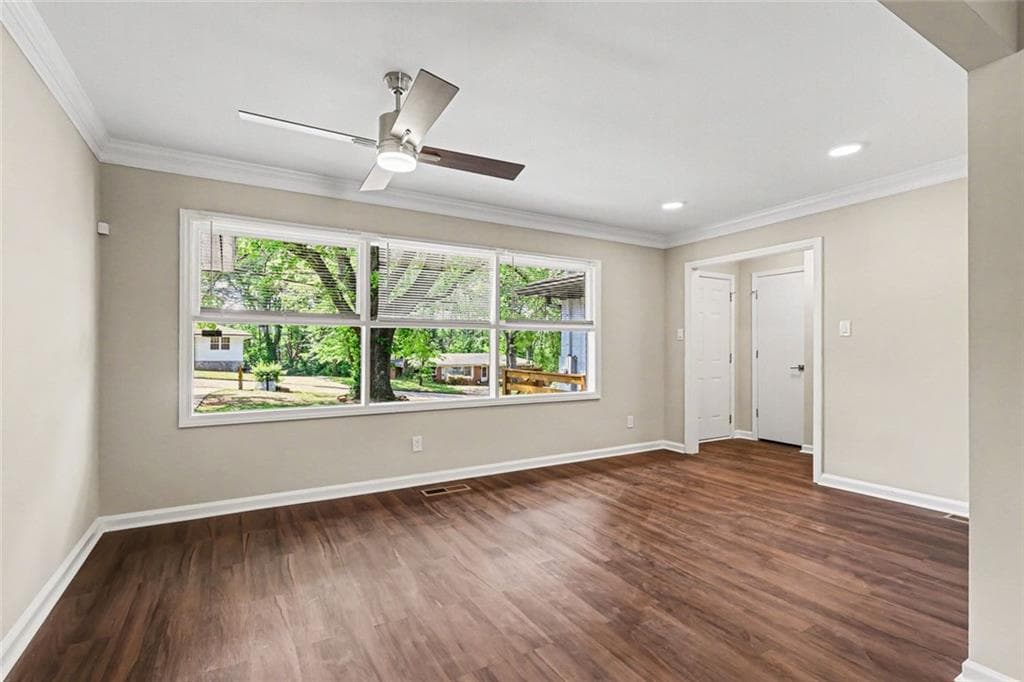 4 bedroom, 3 bathroom, 1,850 sq ft single family residence under contract at 3416 Maplehurst Drive, Decatur, GA 30032 — photo 9