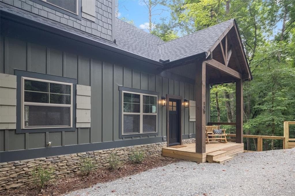 3 bedroom, 3 bathroom, 2,531 sq ft single family residence for sale at 129 Monticello Drive, Ellijay, GA 30540 — photo 6