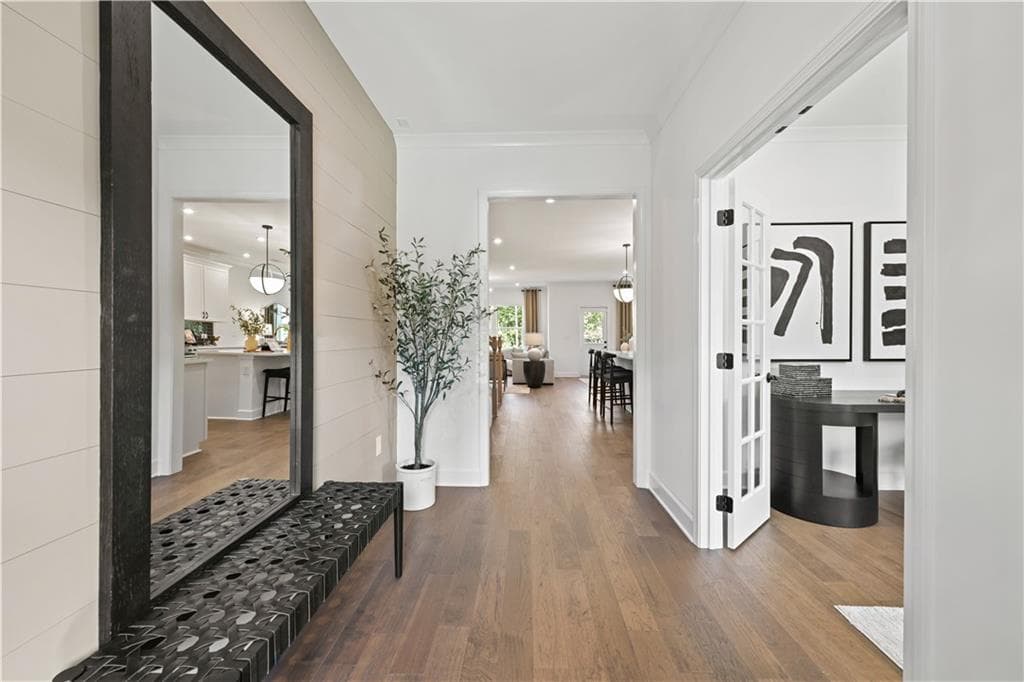 5 bedroom, 3 bathroom, 2,622 sq ft single family residence for sale at 6084 Marigold Way, Atlanta, GA 30349 — photo 2
