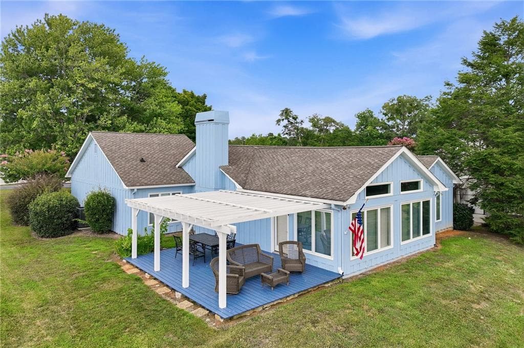 3 bedroom, 2 bathroom, 2,136 sq ft single family residence for sale at 3623 N River Road, Gainesville, GA 30506 — photo 5