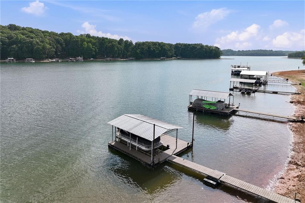 3 bedroom, 2 bathroom, 2,136 sq ft single family residence for sale at 3623 N River Road, Gainesville, GA 30506 — photo 9