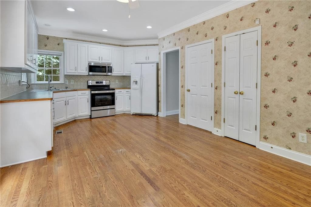5 bedroom, 4 bathroom, 1,982 sq ft single family residence for sale at 1812 Cotton Lane, Loganville, GA 30052 — photo 10