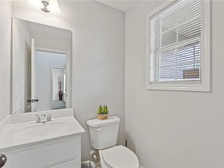 4 bedroom, 3 bathroom, 2,659 sq ft single family residence for sale at 796 Pinnacle Drive, Winder, GA 30680 — photo 7