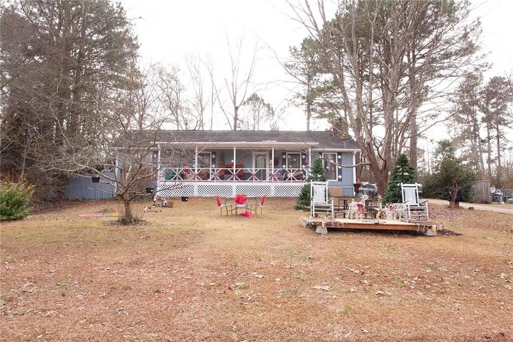 3 bedroom, 2 bathroom, 1,404 sq ft single family residence for sale at 7240 Colony Lane, Douglasville, GA 30135 — photo 2