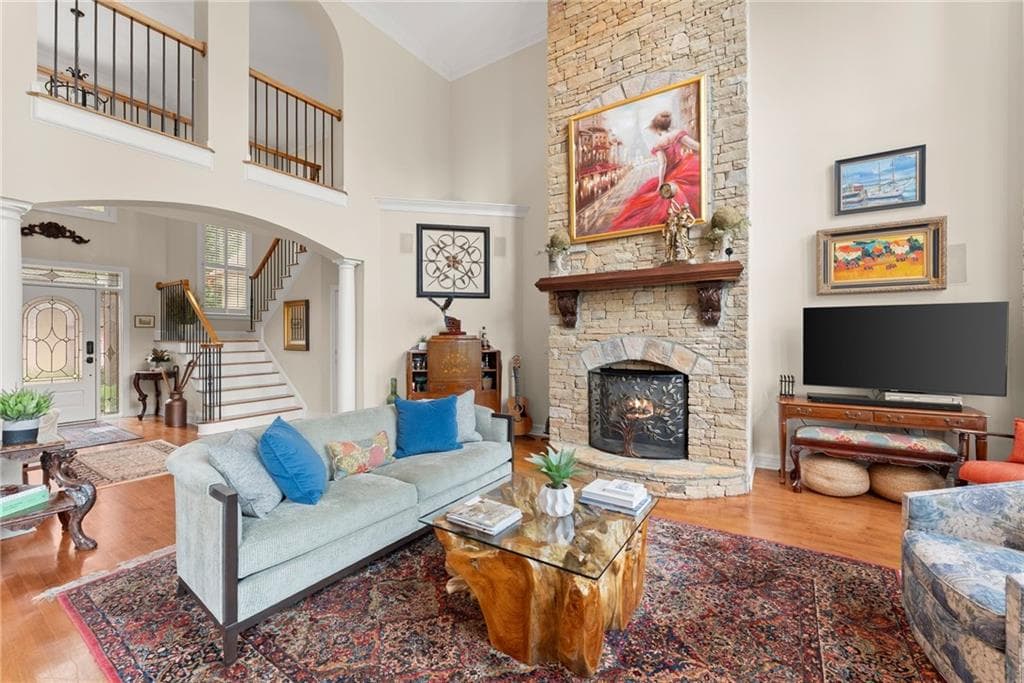 5 bedroom, 6 bathroom, 5,180 sq ft single family residence for sale at 2819 NE Point Overlook, Gainesville, GA 30501 — photo 10
