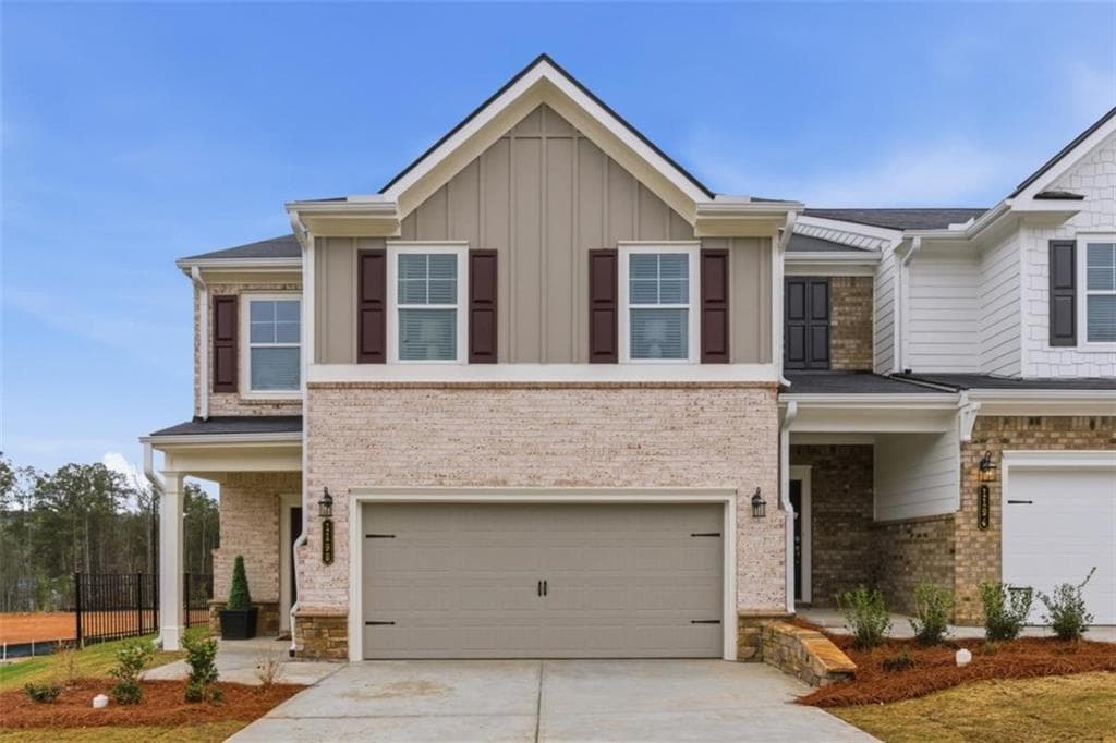 4 bedroom, 3 bathroom, 2,025 sq ft townhouse under contract at 1198 Park Center Circle, Austell, GA 30168