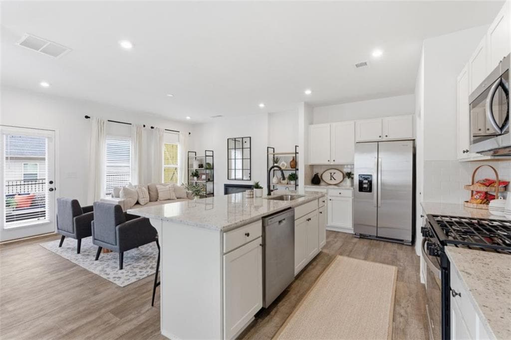 4 bedroom, 3 bathroom, 2,025 sq ft townhouse under contract at 1198 Park Center Circle, Austell, GA 30168 — photo 5