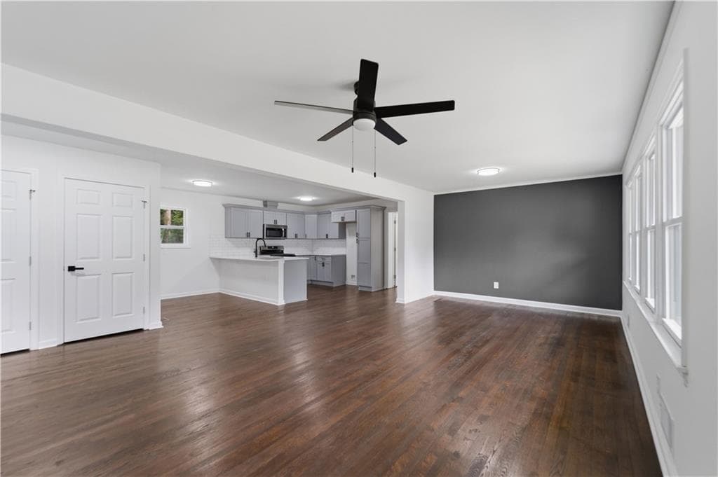 3 bedroom, 2 bathroom, 1,328 sq ft single family residence for sale at 111 Woodhaven Drive, Jonesboro, GA 30236 — photo 5