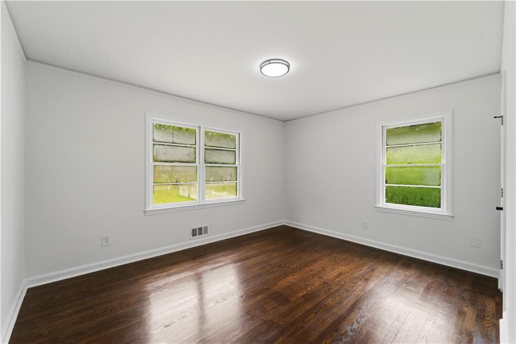 3 bedroom, 2 bathroom, 1,328 sq ft single family residence for sale at 111 Woodhaven Drive, Jonesboro, GA 30236 — photo 9