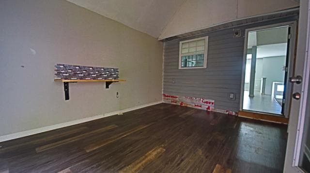 3 bedroom, 3 bathroom, 1,816 sq ft single family residence under contract at 5700 Hollow Ridge Lane, Norcross, GA 30071 — photo 6