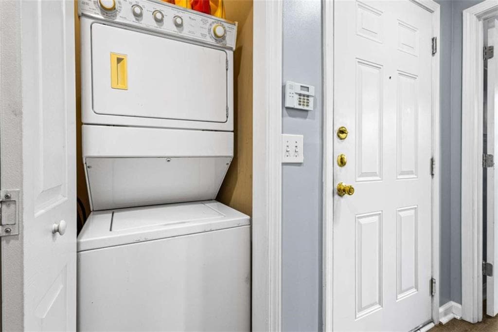 1 bedroom, 1 bathroom, 805 sq ft condominium for rent at 1752 Pryor Road 309, Atlanta, GA 30315 for $1,600 a month — photo 10