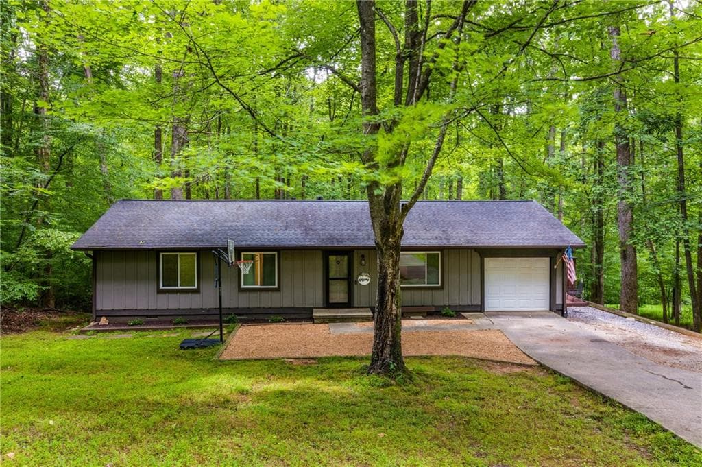 482 Shady Lane Circle