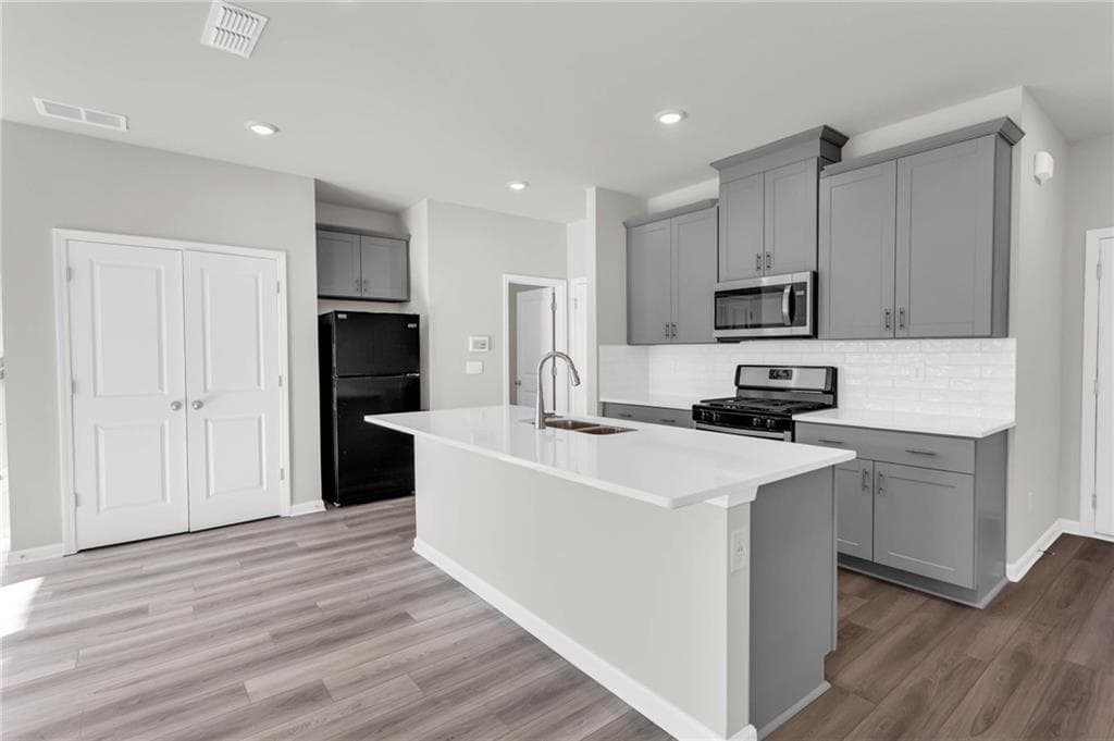 3 bedroom, 3 bathroom townhouse for rent at 1645 Villageside Court, Lawrenceville, GA 30043 for $2,400 a month — photo 6