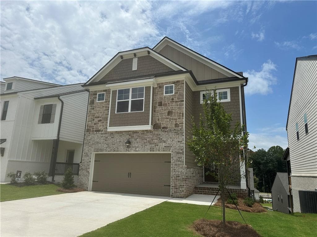 4 bedroom, 3 bathroom, 2,537 sq ft single family residence under contract at 60 Avian Way, Auburn, GA 30011 — photo 2