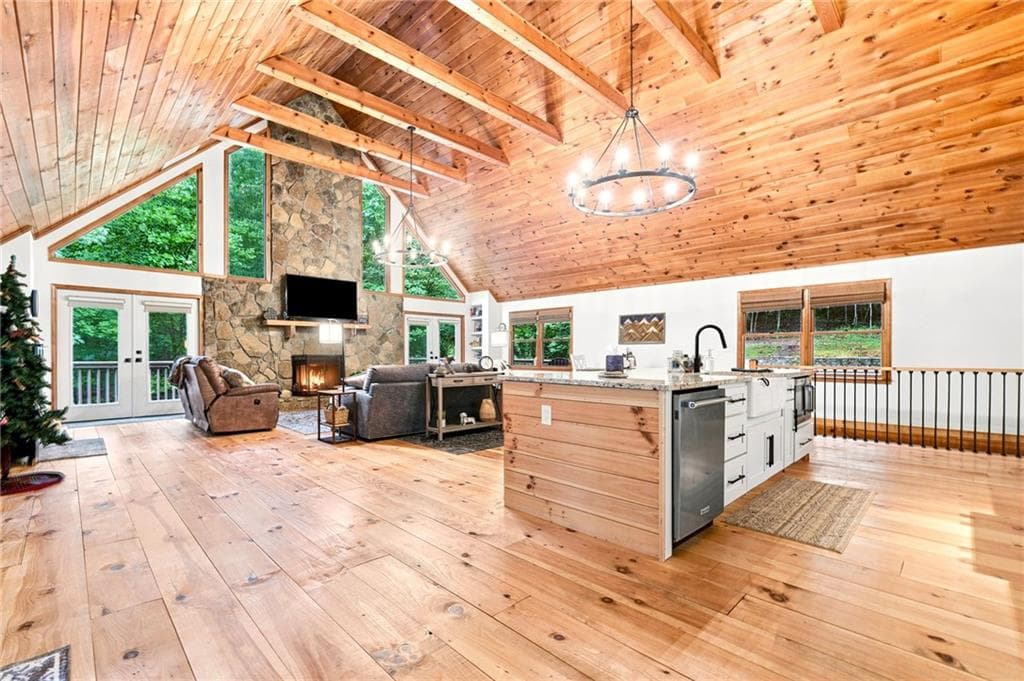 4 bedroom, 4 bathroom, 3,360 sq ft single family residence for sale at 314 Northcutt Road, Ellijay, GA 30540 — photo 4