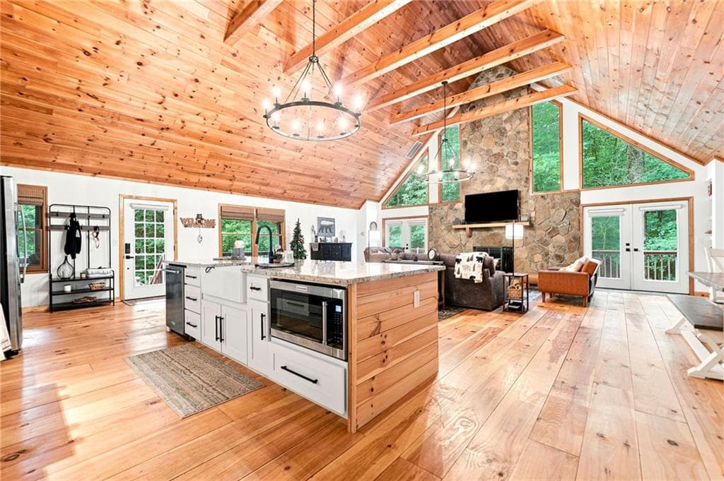 4 bedroom, 4 bathroom, 3,360 sq ft single family residence for sale at 314 Northcutt Road, Ellijay, GA 30540 — photo 9