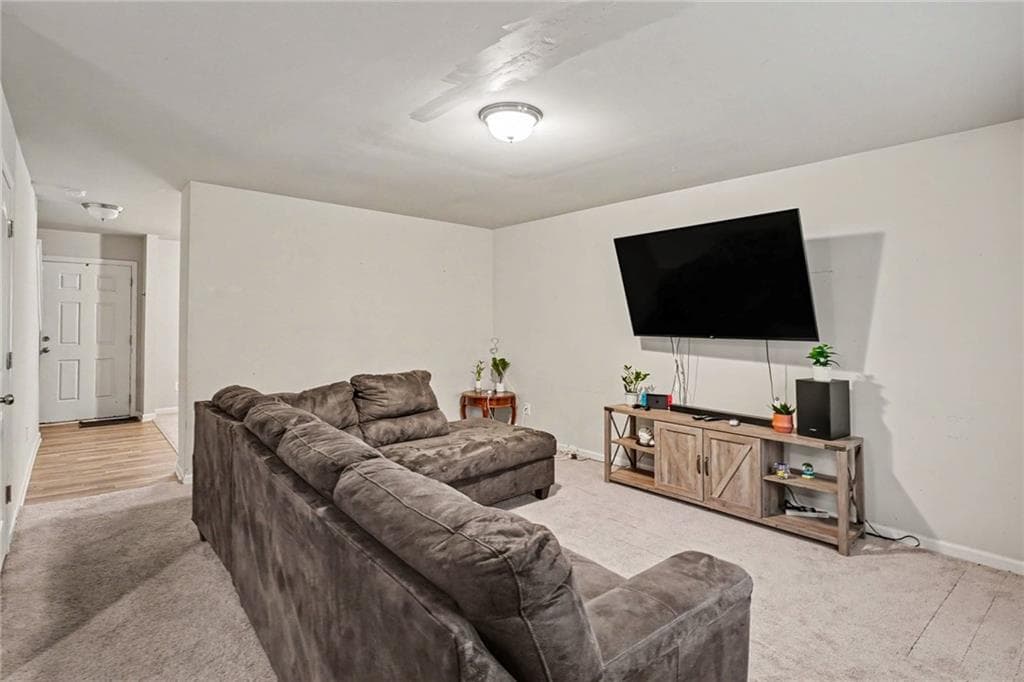 4 bedroom, 3 bathroom, 1,602 sq ft single family residence under contract at 20 Natures Trail, Covington, GA 30016 — photo 6