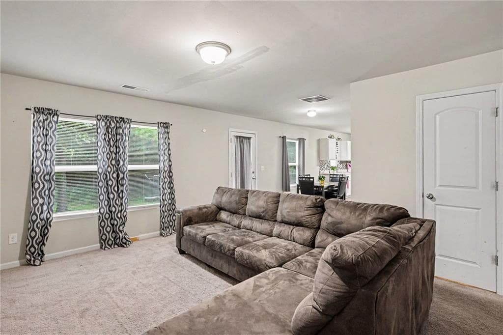 4 bedroom, 3 bathroom, 1,602 sq ft single family residence under contract at 20 Natures Trail, Covington, GA 30016 — photo 9