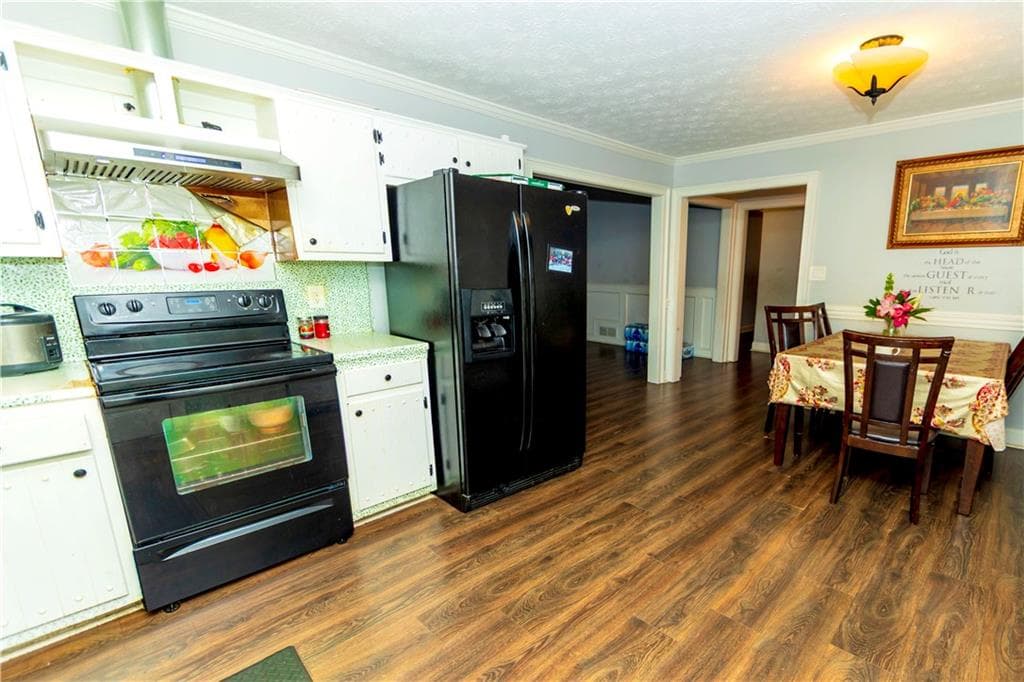 3 bedroom, 3 bathroom, 1,928 sq ft single family residence for sale at 3401 Rae Place, Lawrenceville, GA 30044 — photo 5