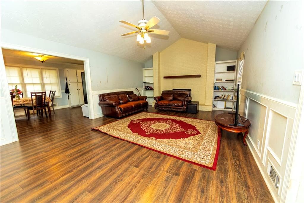 3 bedroom, 3 bathroom, 1,928 sq ft single family residence for sale at 3401 Rae Place, Lawrenceville, GA 30044 — photo 8