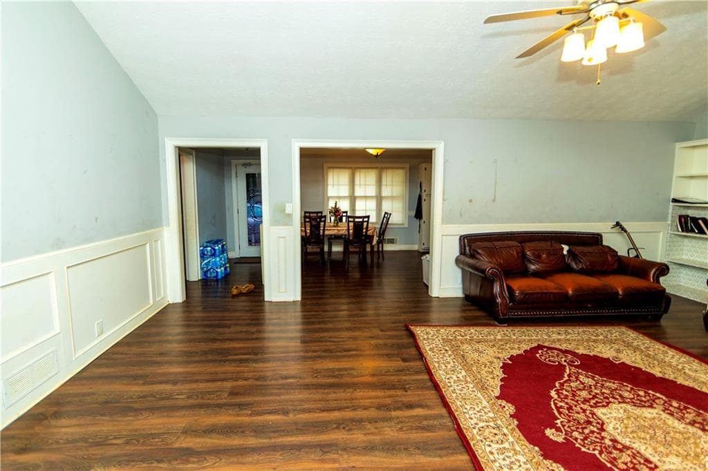 3 bedroom, 3 bathroom, 1,928 sq ft single family residence for sale at 3401 Rae Place, Lawrenceville, GA 30044 — photo 9