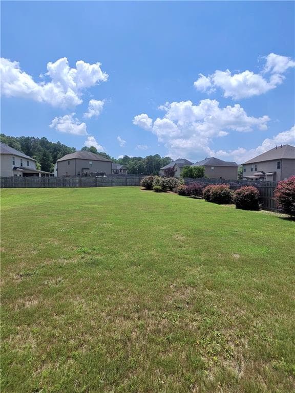 4 bedroom, 3 bathroom, 2,820 sq ft single family residence for sale at 65 Foxgrove Cv, Covington, GA 30014 — photo 5