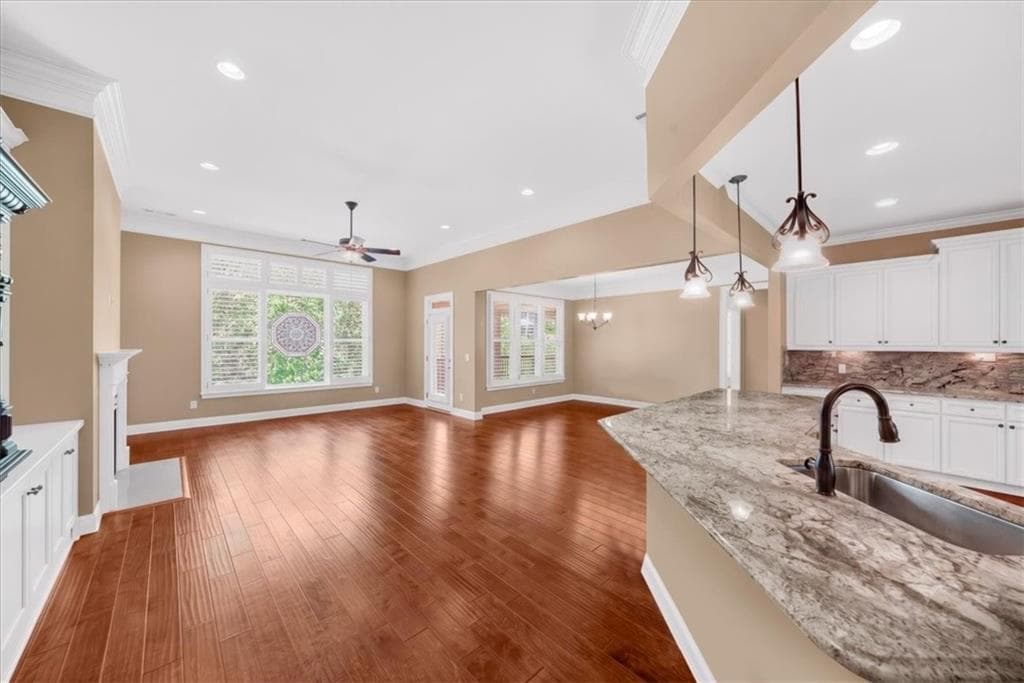 3 bedroom, 3 bathroom, 2,932 sq ft single family residence for sale at 3768 Golden Leaf Point, Gainesville, GA 30504 — photo 10