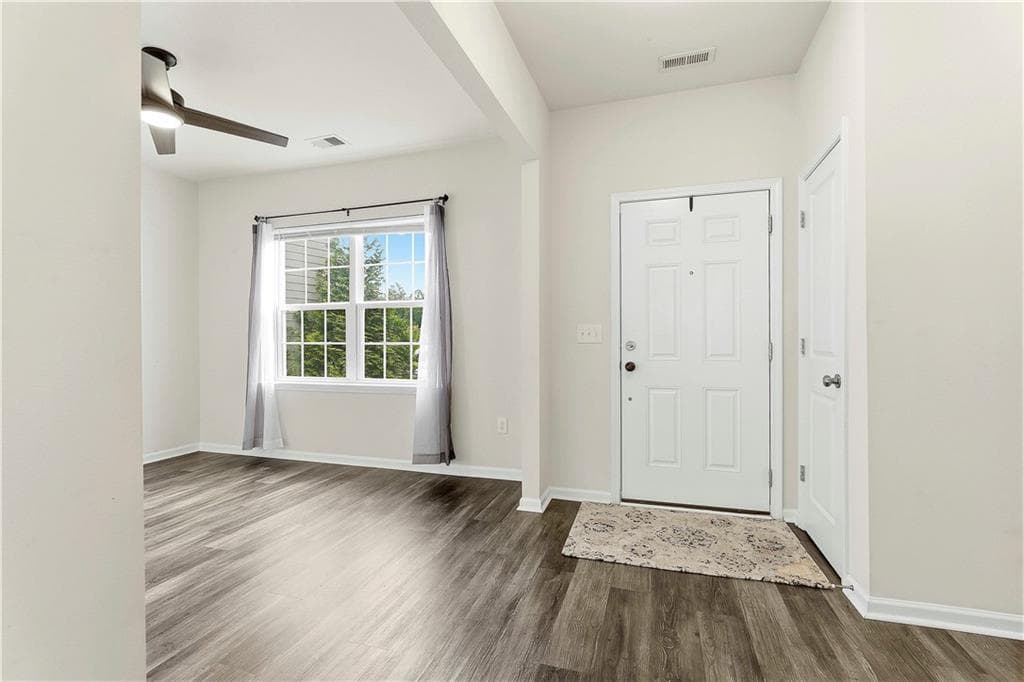 4 bedroom, 4 bathroom, 2,400 sq ft single family residence for sale at 538 Princeton Circle, Palmetto, GA 30268 — photo 8