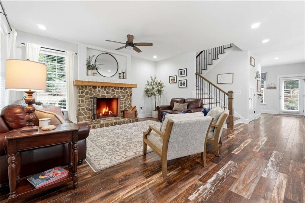 5 bedroom, 4 bathroom, 3,821 sq ft single family residence under contract at 125 Mill Pond Court, Acworth, GA 30101 — photo 9