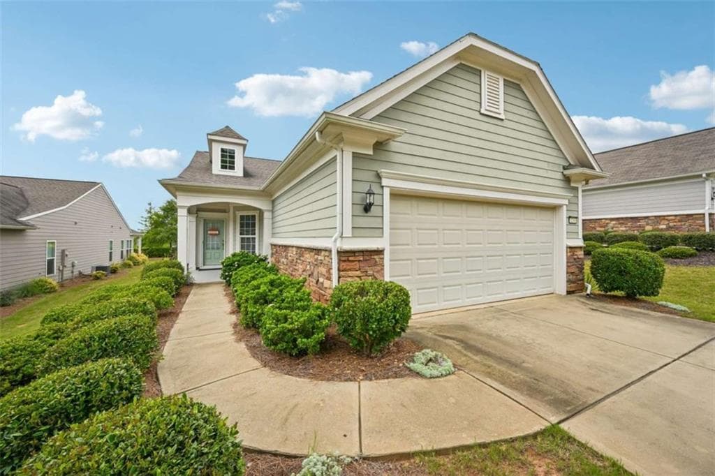 2 bedroom, 2 bathroom, 1,429 sq ft single family residence for sale at 1241 Branch Creek Way, Greensboro, GA 30642 — photo 3