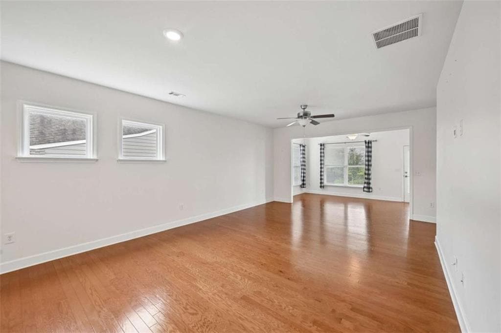 2 bedroom, 2 bathroom, 1,429 sq ft single family residence for sale at 1241 Branch Creek Way, Greensboro, GA 30642 — photo 6