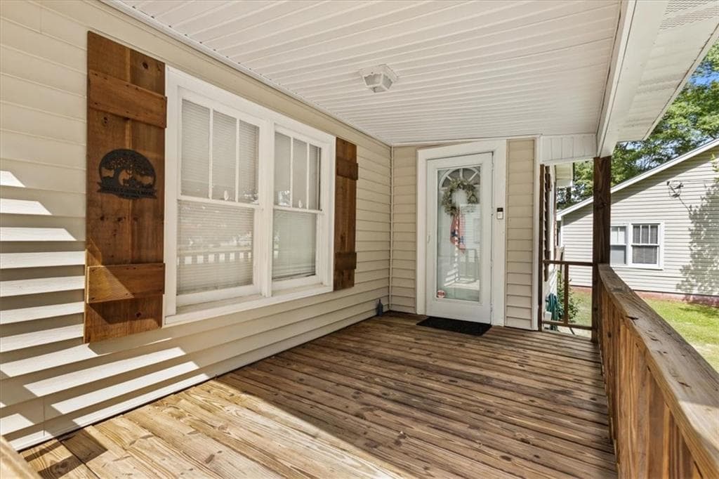 2 bedroom, 1 bathroom, 943 sq ft single family residence for sale at 102 W Fairmount Avenue, Cedartown, GA 30125 — photo 5
