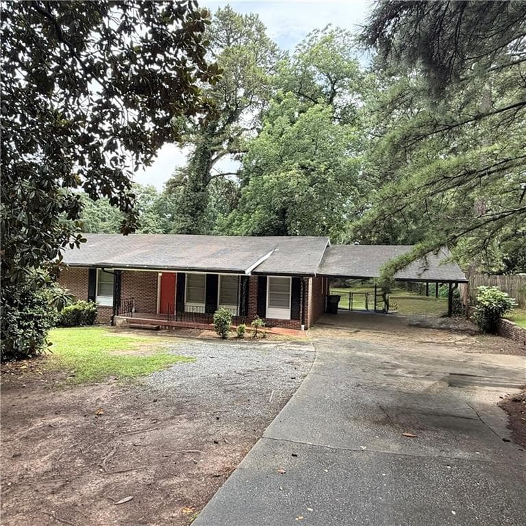 3 bedroom, 2 bathroom, 1,456 sq ft single family residence for sale at 3544 Mount Gilead Road, Atlanta, GA 30331 — photo 2