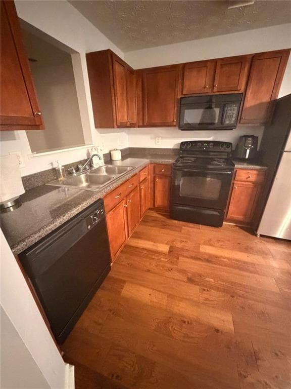3 bedroom, 3 bathroom, 1,520 sq ft townhouse for sale at 2434 Piering Drive, Lithonia, GA 30038 — photo 5