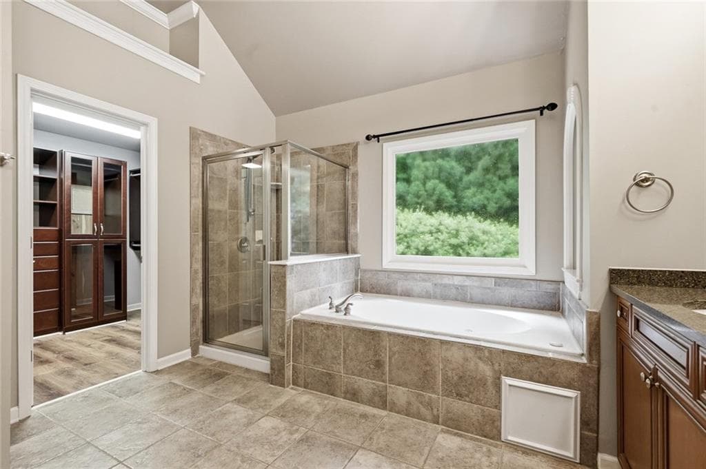 6 bedroom, 5 bathroom, 3,457 sq ft single family residence for rent at 2060 Fife Ridge Court, Roswell, GA 30075 for $5,500 a month — photo 10