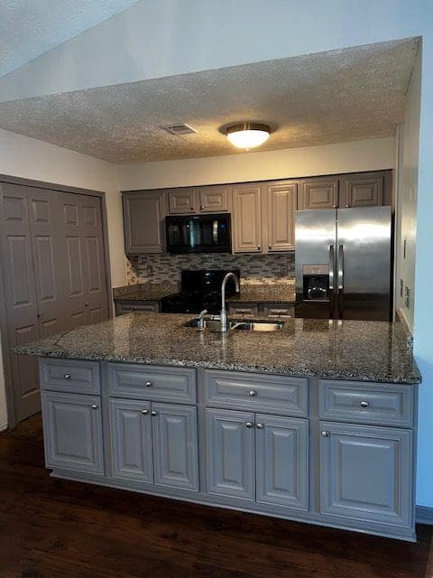 3 bedroom, 2 bathroom, 1,212 sq ft single family residence for sale at 3859 Skidmore Drive, Decatur, GA 30034 — photo 6