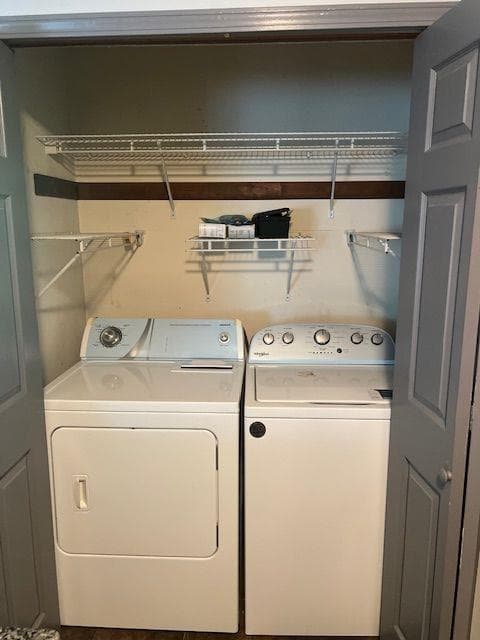 3 bedroom, 2 bathroom, 1,212 sq ft single family residence for sale at 3859 Skidmore Drive, Decatur, GA 30034 — photo 8