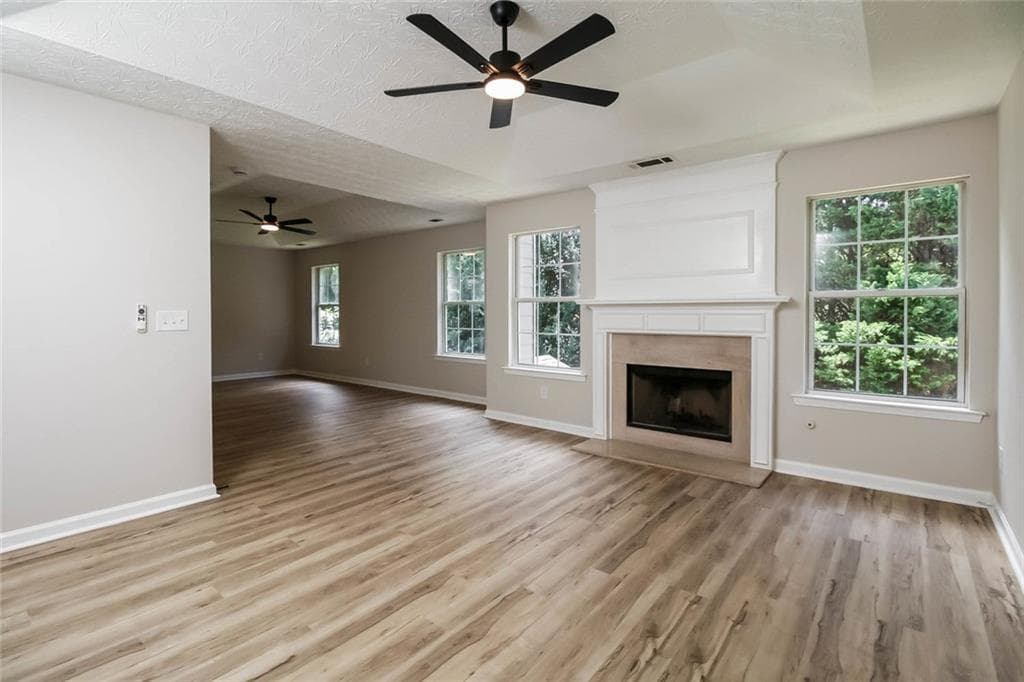 3 bedroom, 3 bathroom, 2,185 sq ft single family residence for sale at 2527 Plymouth Way, Conyers, GA 30013 — photo 2