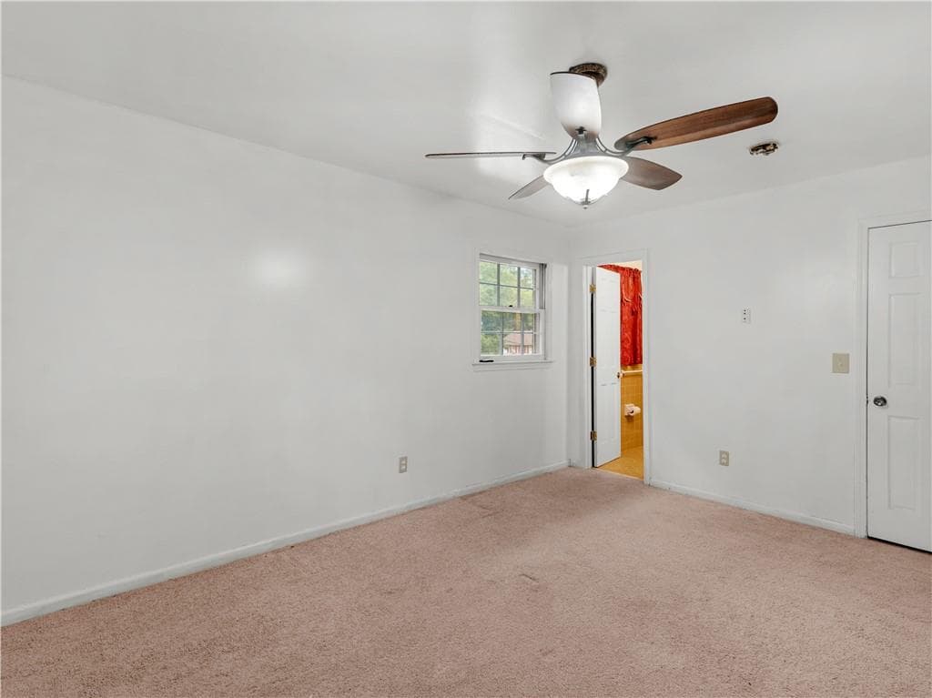 4 bedroom, 3 bathroom, 2,163 sq ft single family residence under contract at 4493 Cherie Glen Trail, Stone Mountain, GA 30083 — photo 6