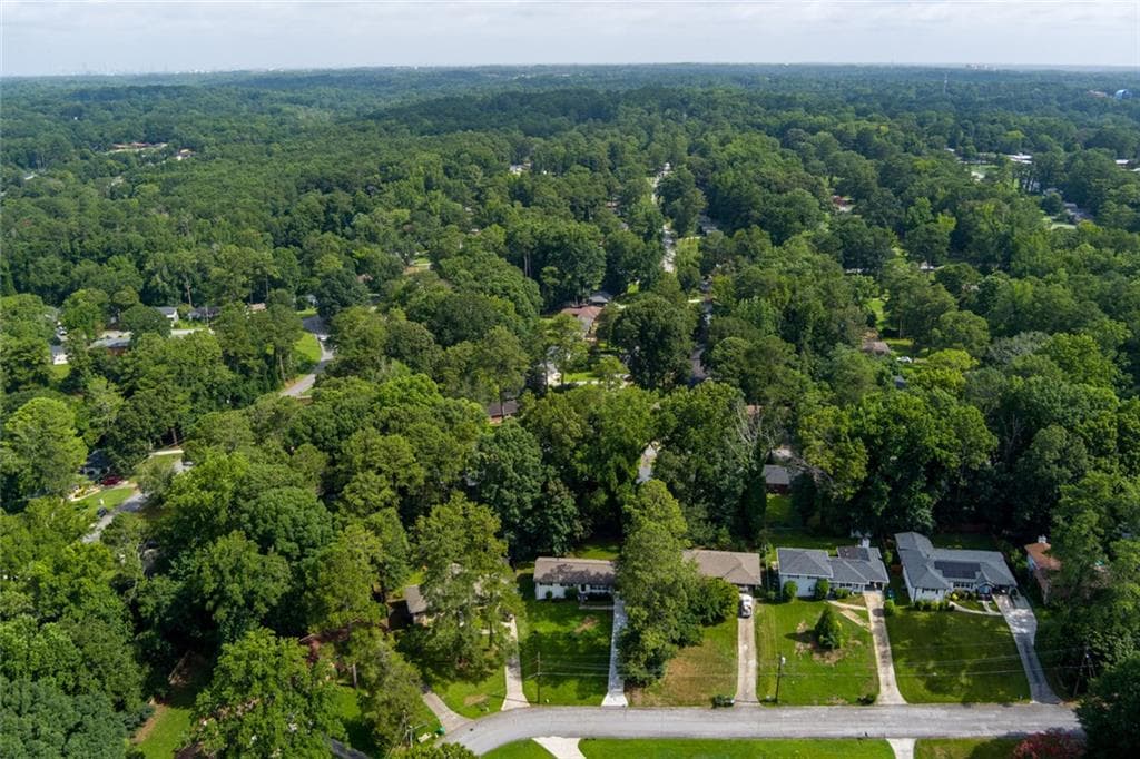 4 bedroom, 3 bathroom, 2,230 sq ft single family residence under contract at 3130 Gay Drive, Decatur, GA 30032 — photo 5