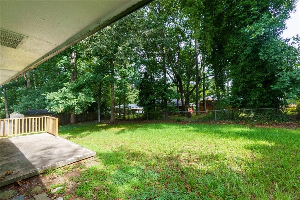 4 bedroom, 3 bathroom, 2,230 sq ft single family residence under contract at 3130 Gay Drive, Decatur, GA 30032 — photo 10