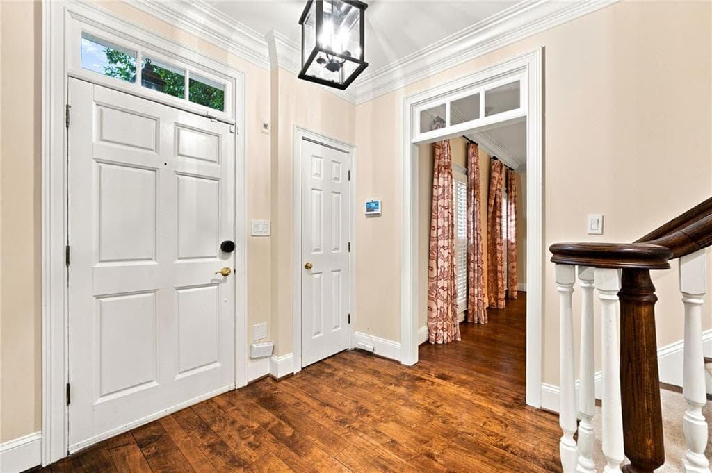 6 bedroom, 5 bathroom, 3,806 sq ft single family residence for rent at 18 Dean Overlook, Atlanta, GA 30318 for $8,000 a month — photo 2
