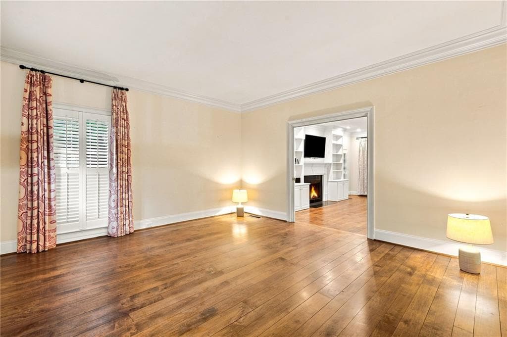 6 bedroom, 5 bathroom, 3,806 sq ft single family residence for rent at 18 Dean Overlook, Atlanta, GA 30318 for $8,000 a month — photo 3