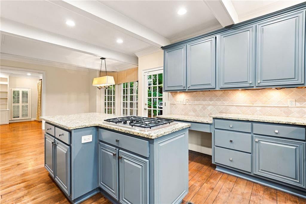 6 bedroom, 5 bathroom, 3,806 sq ft single family residence for rent at 18 Dean Overlook, Atlanta, GA 30318 for $8,000 a month — photo 9