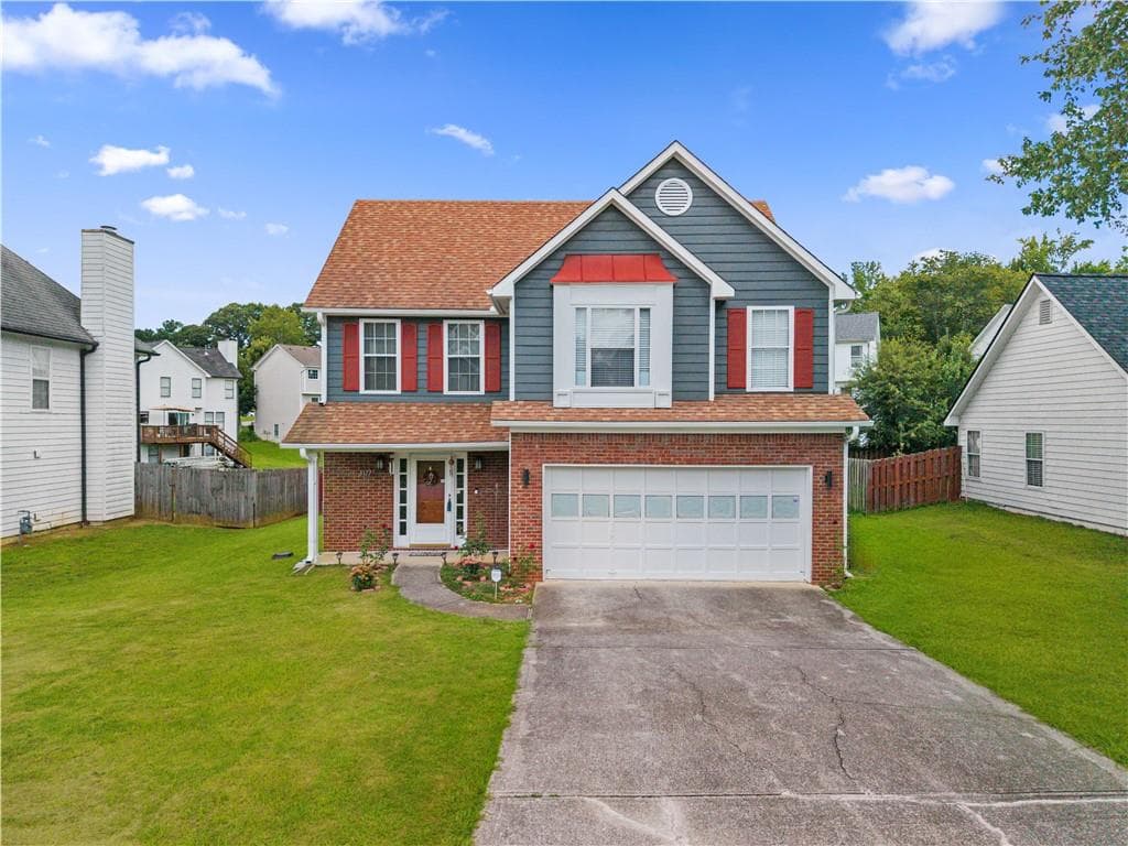 3 bedroom, 3 bathroom, 2,346 sq ft single family residence for sale at 3177 Dunlin Way, Lawrenceville, GA 30044 — photo 1 of 29