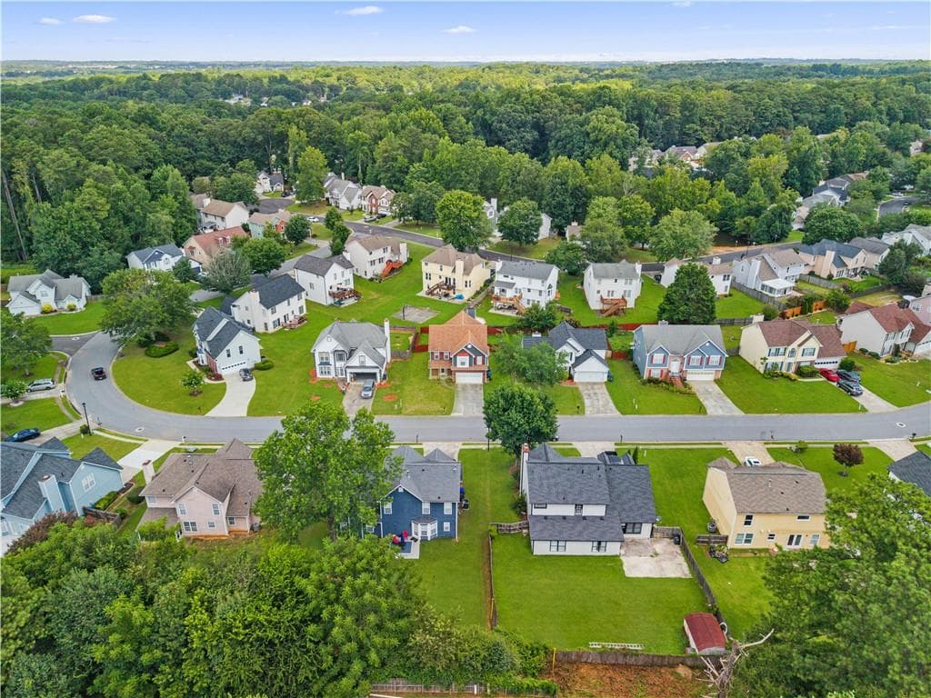3 bedroom, 3 bathroom, 2,346 sq ft single family residence for sale at 3177 Dunlin Way, Lawrenceville, GA 30044 — photo 3