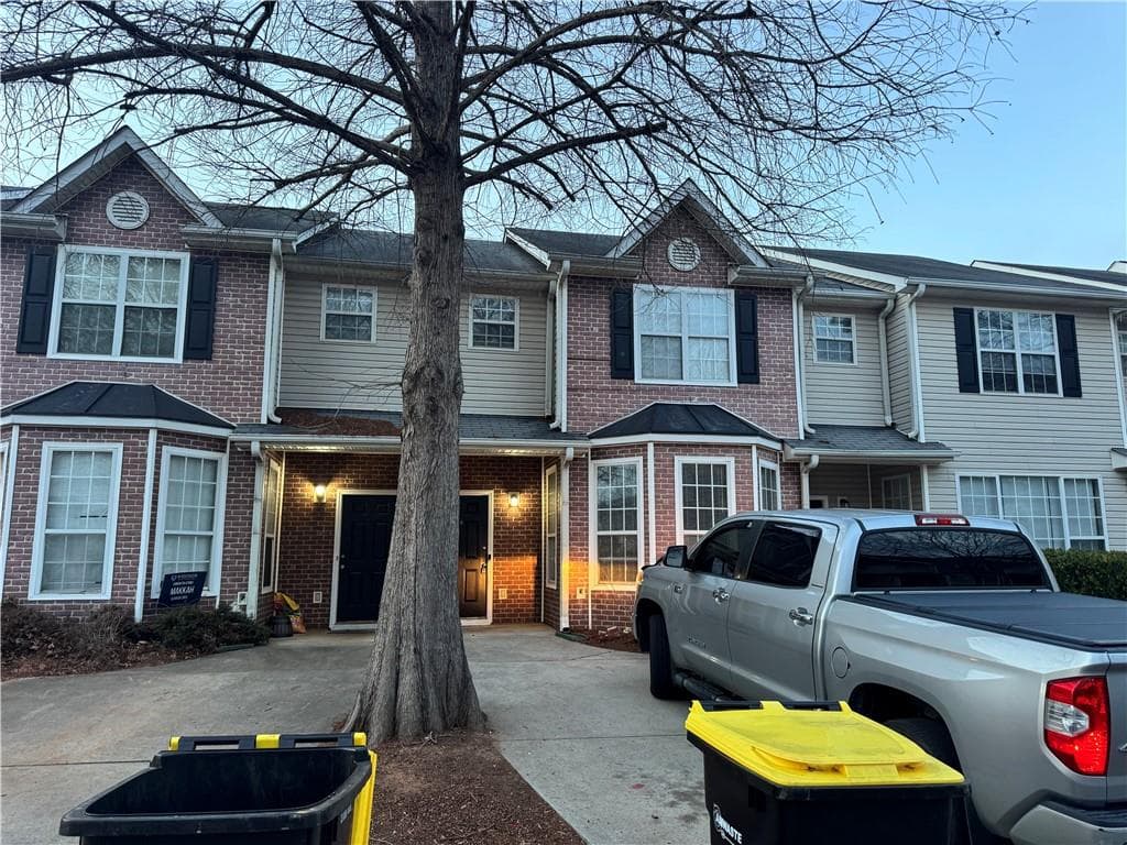3 bedroom, 3 bathroom, 1,441 sq ft townhouse for rent at 2468 brianna Drive, Hampton, GA 30228 for $1,600 a month — photo 2